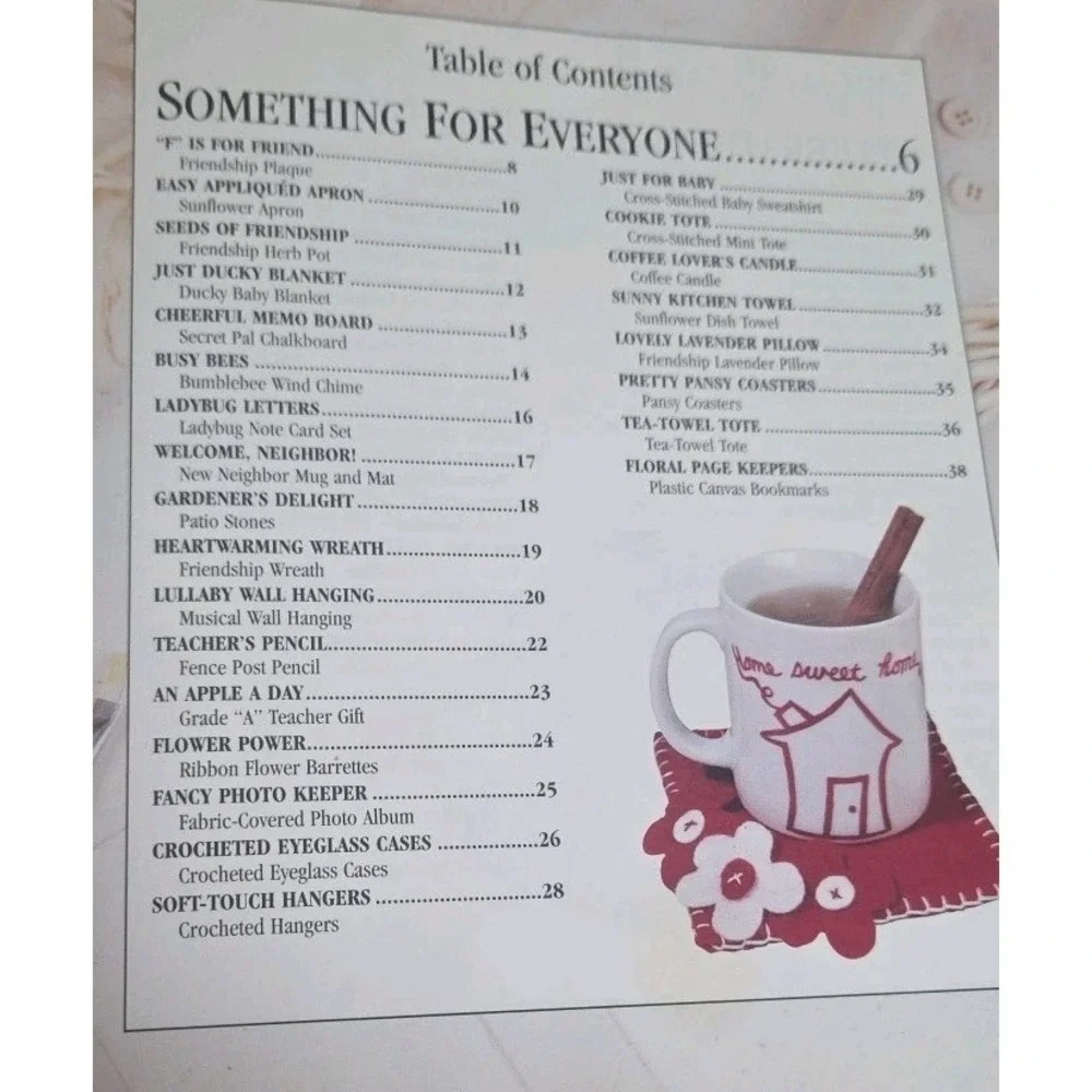 Handmade Gifts Under $10 (Clever Crafter Series)‎ by Leisure Arts